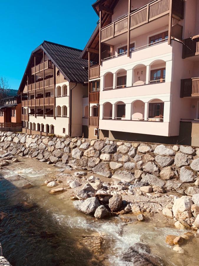Dachstein Apartment Russbach am Pass Gschuett Ngoại thất bức ảnh